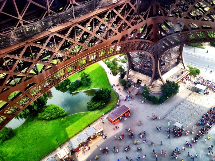Eiffel Tower view|Paris building|Paris rooftop|Paris rooftop|Paris rooftop|Paris rooftop|Paris rooftop|Paris rooftop|Paris rooftop|Eiffel Tower view|Eiffel Tower view|Eiffel Tower view|Eiffel Tower view|Eiffel Tower view|Paris rooftop|Eiffel Tower bistro chairs